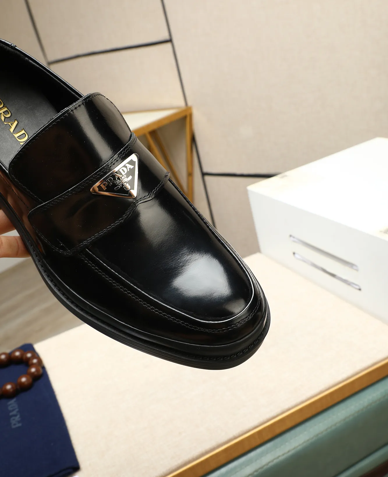 Men's men's shoes 💰540 (water-dyed cow leather) 📛📛PRADA high-end counter's latest formal business leather shoes 👔original and highest quality! Imported from Italy 🇮🇹 first-layer calfskin fabric ➕ cowhide lining Original outsole Formal size: 38➖44 (45 customized)